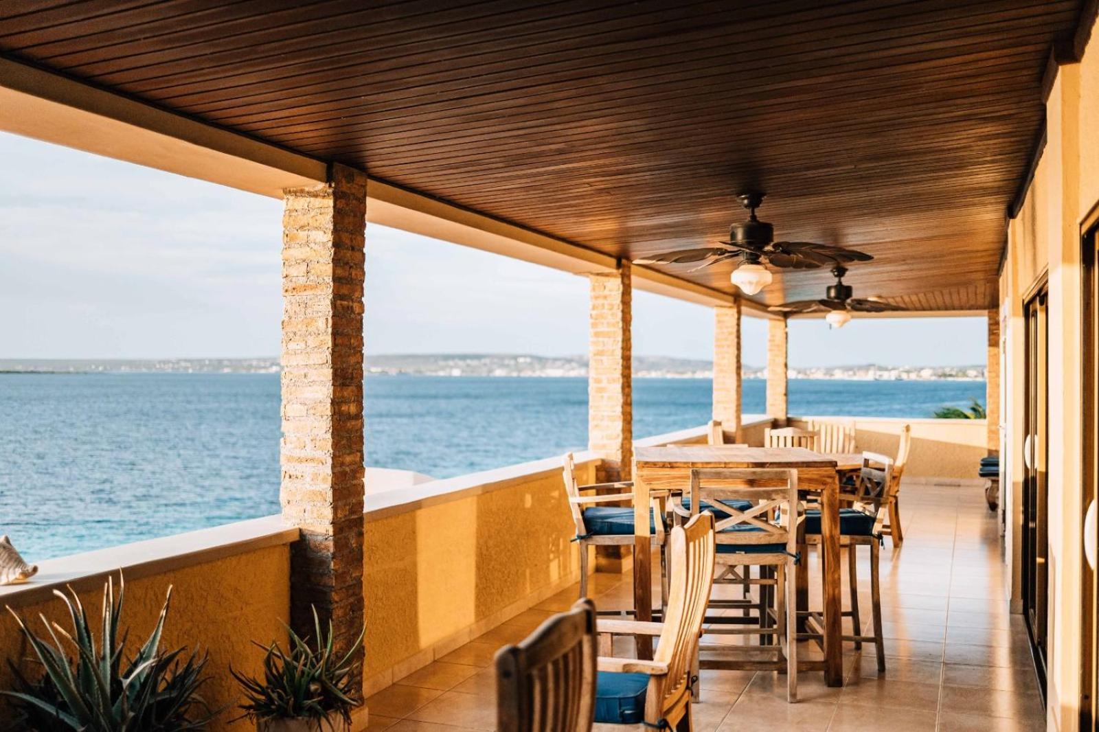 The Bellafonte - Luxury Oceanfront Hotel 크랄렌데이크 외부 사진