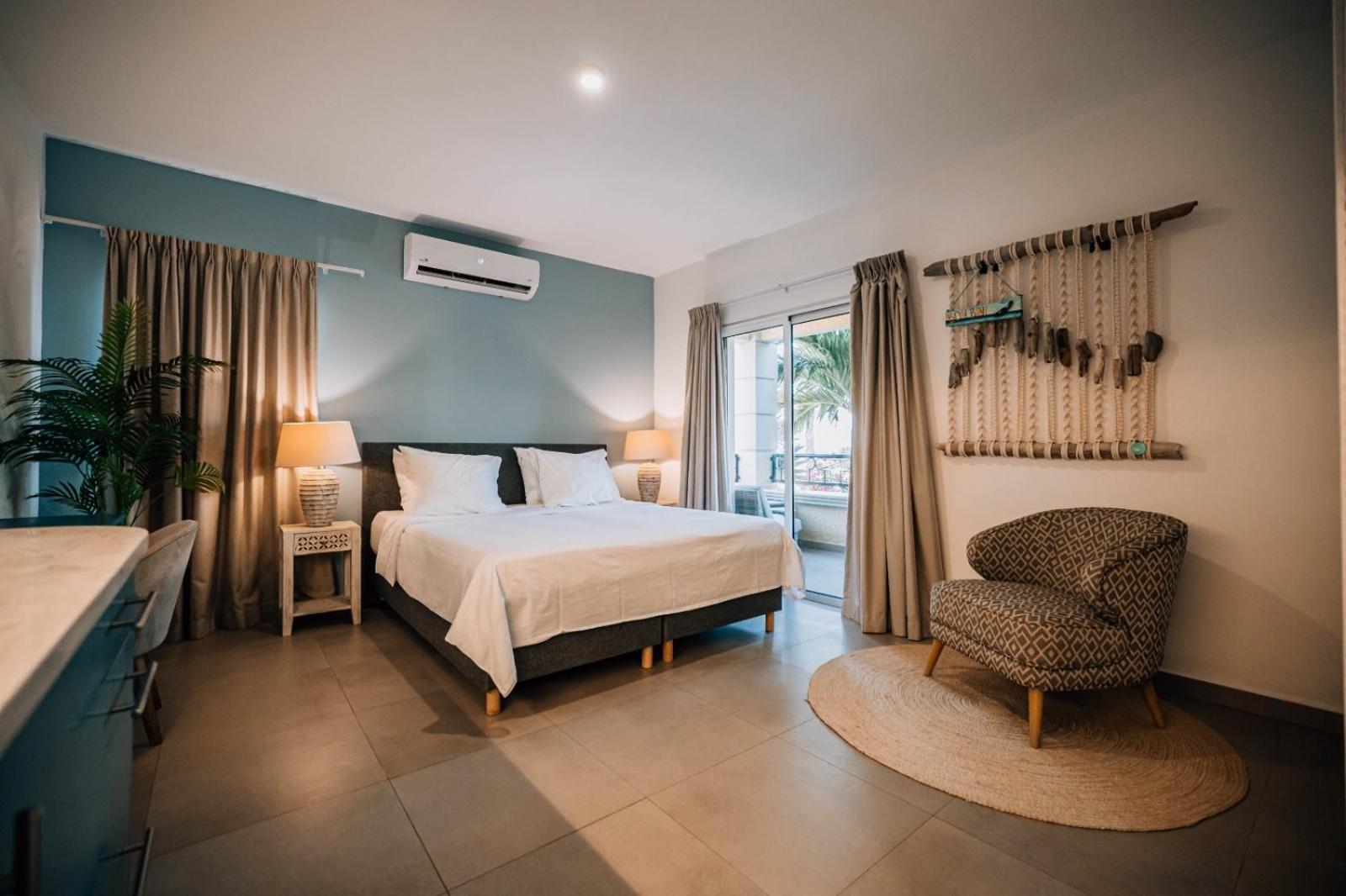 The Bellafonte - Luxury Oceanfront Hotel 크랄렌데이크 외부 사진