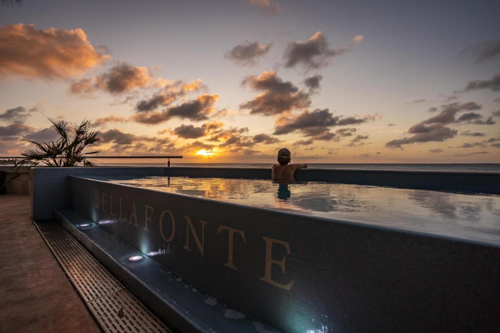 The Bellafonte - Luxury Oceanfront Hotel 크랄렌데이크 외부 사진