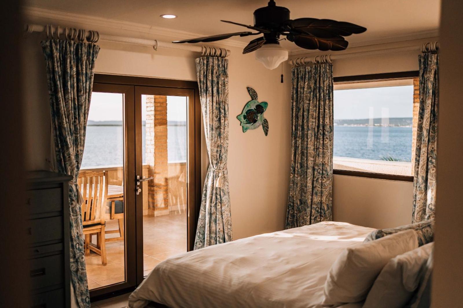The Bellafonte - Luxury Oceanfront Hotel 크랄렌데이크 외부 사진